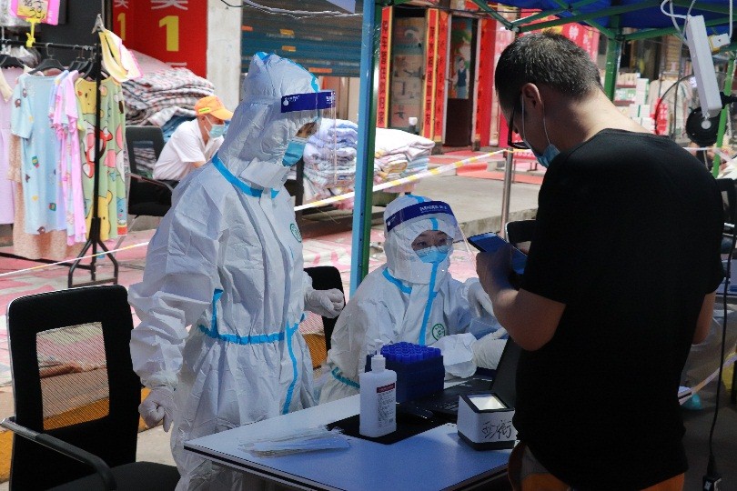 助力疫情防控，億誠(chéng)在行動(dòng)，為抗疫一線送清涼